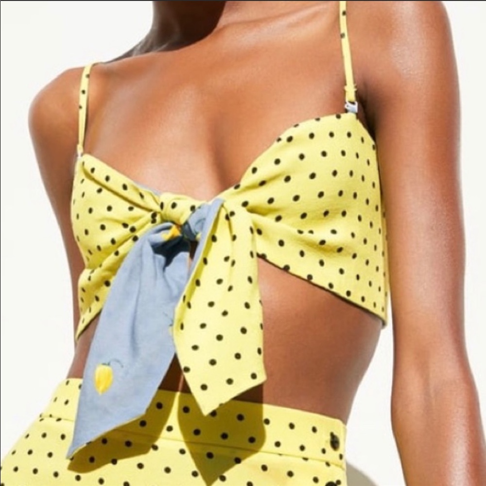 NWOT ZARA REVERSIBLE TOP🍋